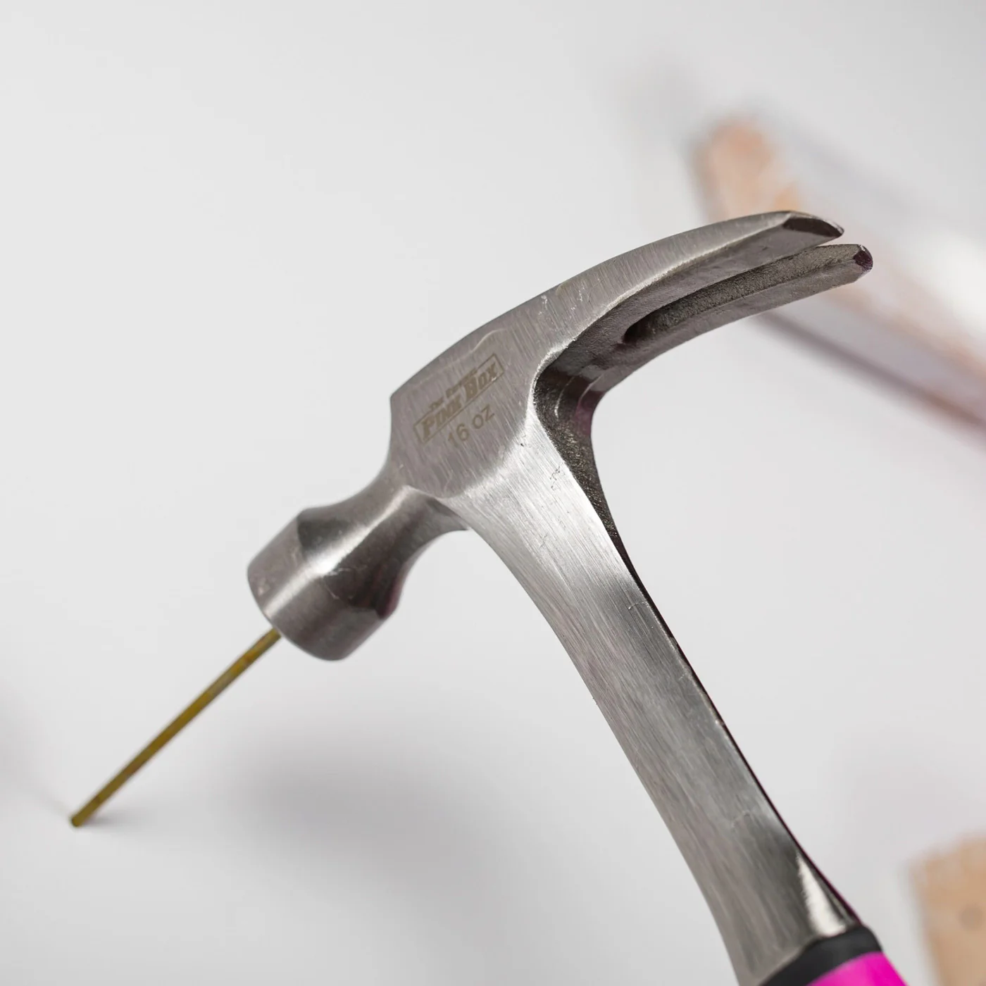 16-Ounce Rip Claw Hammer - Image 6